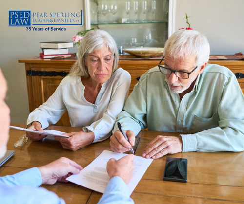 clients signing estate planning documents